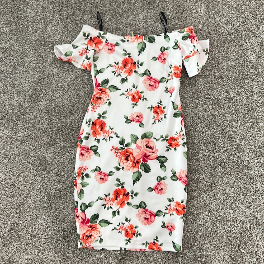 Off the shoulder floral dress. Scuba material. Exposed zipper size 12